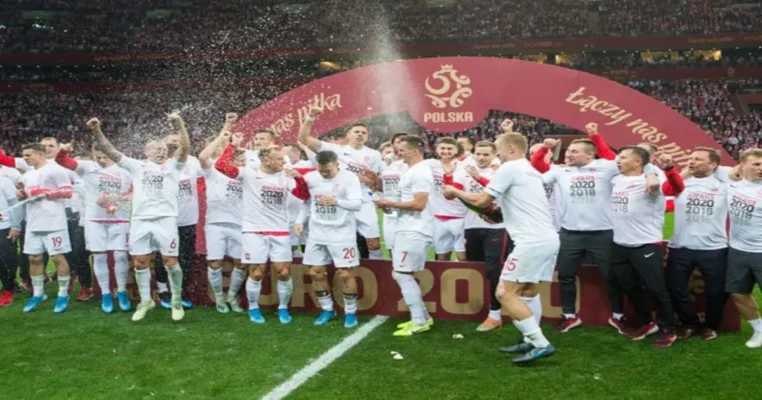 Lịch sử của Đội Tuyển Ba Lan: Huấn luyện viên Jerzy Brzęczek 11 Đội Hình Hiện Tại của Đội Tuyển Ba Lan