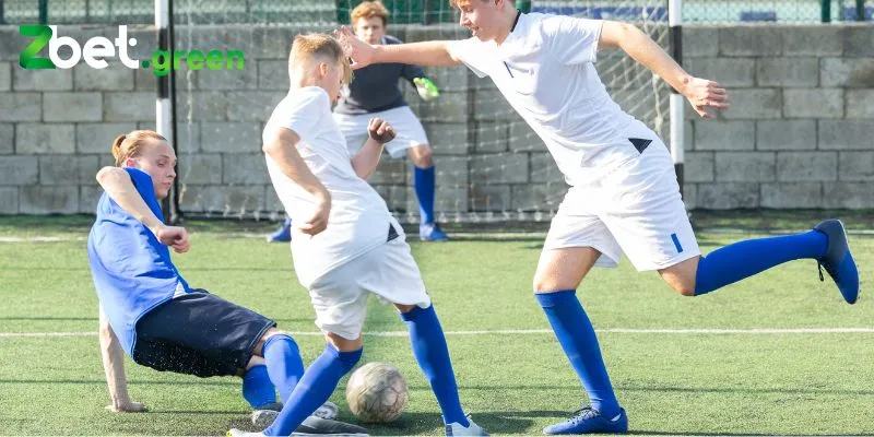 Nhiệm vụ quan trọng của AM là tạo ra cơ hội ghi bàn cho đồng đội