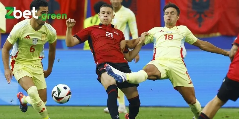 Đội Hình Đội Tuyển Albania 2024: Sức Mạnh Đến Từ Sự Kết Hợp Tài Năng Và Kinh Nghiệm 2 Khu vực giữa sân của đội tuyển Albania có khả năng giữ nhịp trận đấu